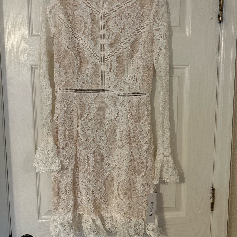 🌟 Cream Sheath Dress with Bell Sleeves from David’s Bridal 🌟